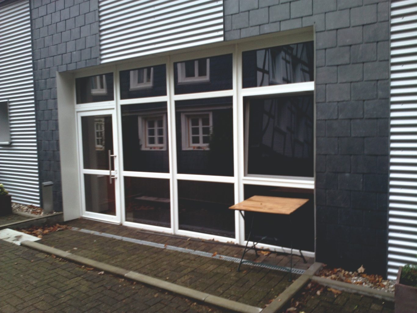 Kunststofffenster mit Haustür